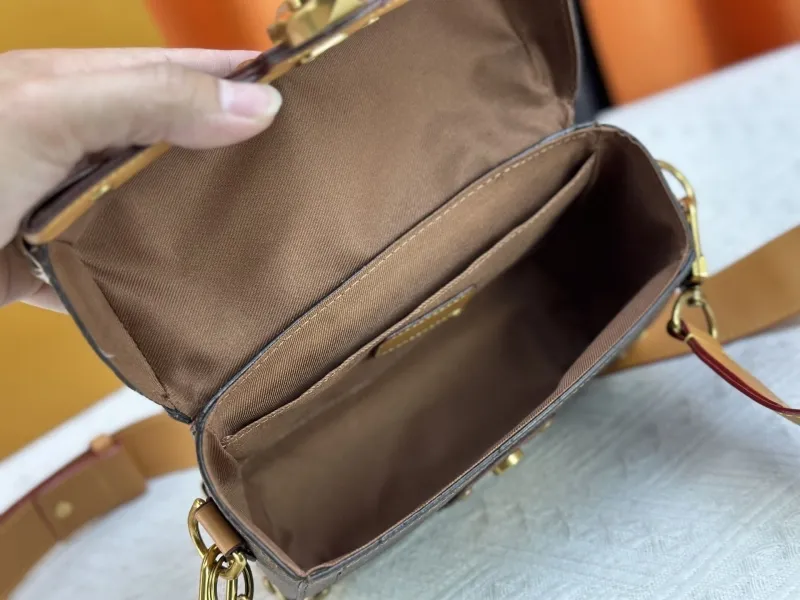 LV Box Bags-209 - Image 8