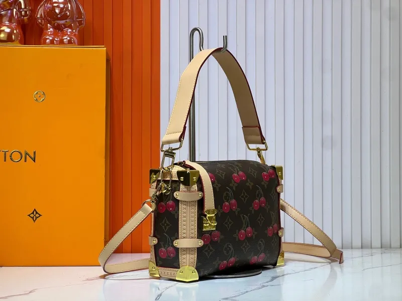 Alternative view of LV Box Bags-216