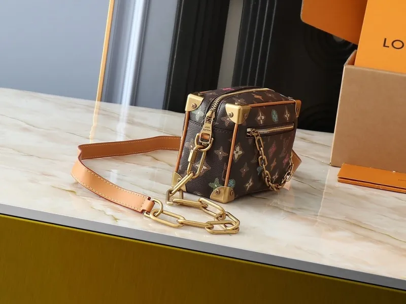 Alternative view of LV Box Bags-224