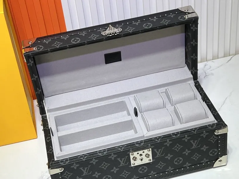 Alternative view of LV Box Bags-233