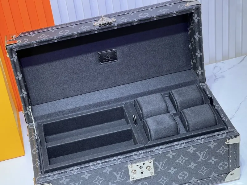 Alternative view of LV Box Bags-234