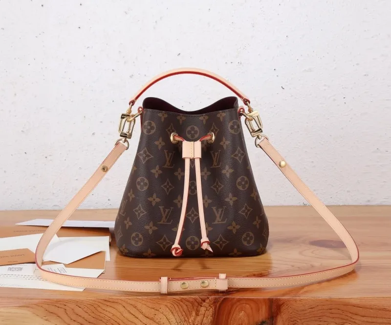 LV Bucket Bags-1