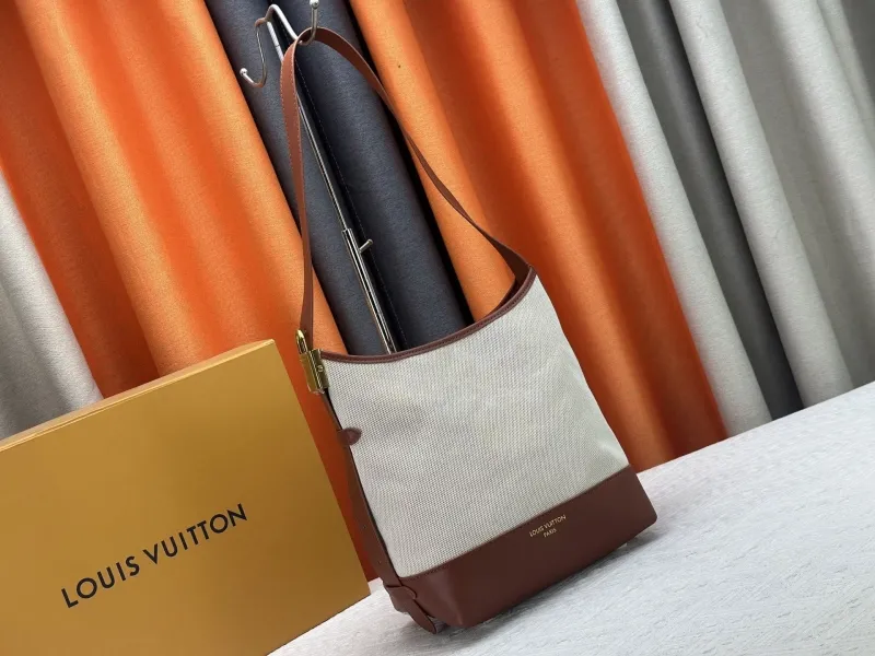 Alternative view of LV Bucket Bags-11
