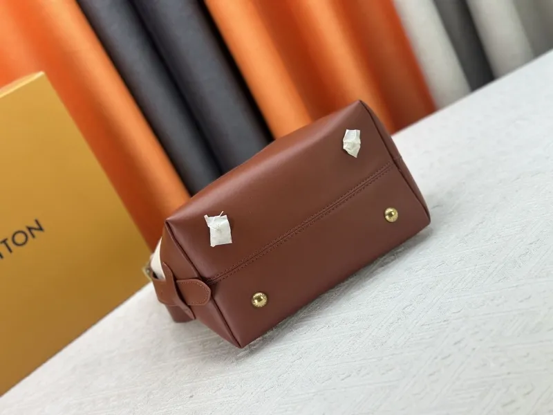 LV Bucket Bags-11 - Image 5