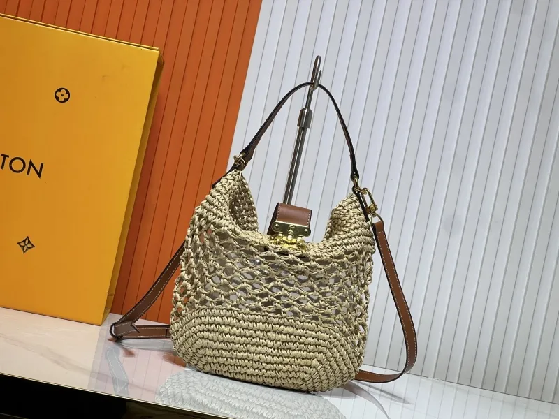 LV Bucket Bags-12