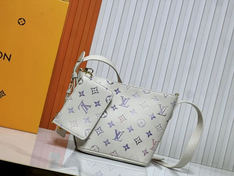 LV Bucket Bags-14
