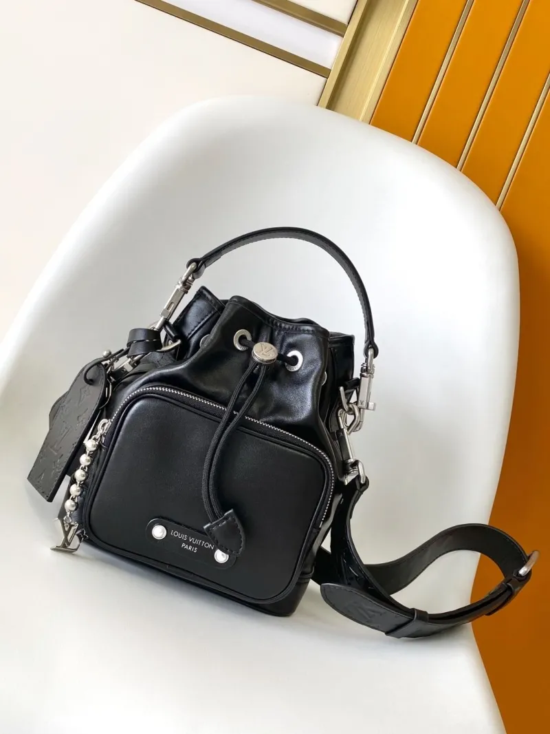 LV Bucket Bags-18