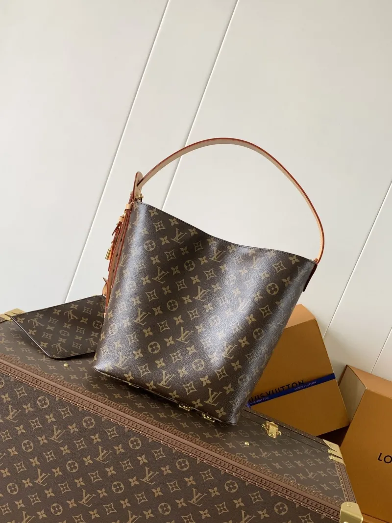LV Bucket Bags-20
