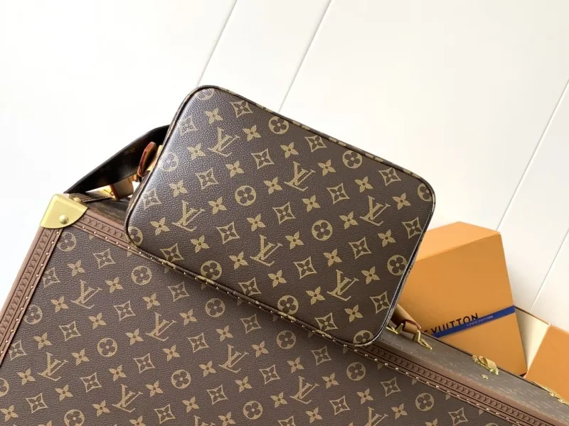 LV Bucket Bags-20 - Image 4
