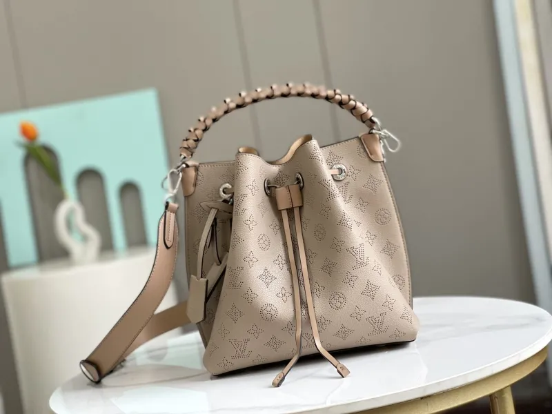 LV Bucket Bags-21