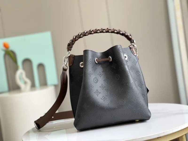 Alternative view of LV Bucket Bags-22