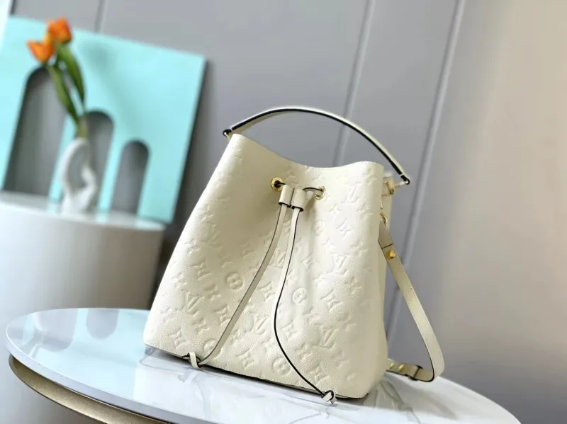 LV Bucket Bags-30