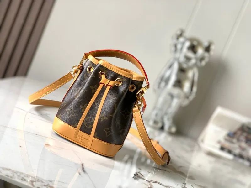 LV Bucket Bags-35