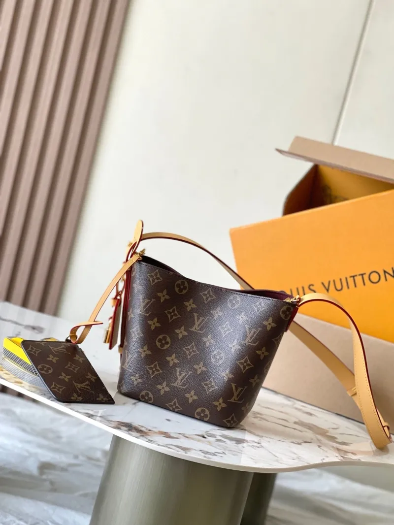 LV Bucket Bags-36