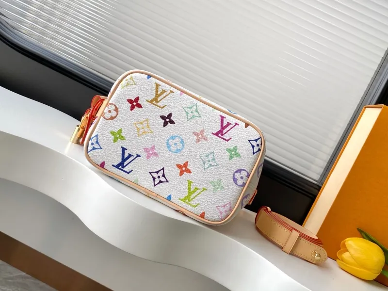 LV Bucket Bags-51 - Image 4