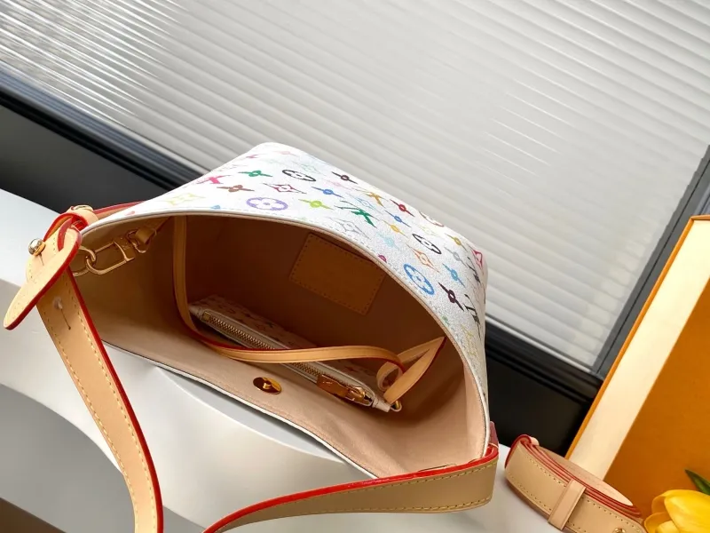 LV Bucket Bags-51 - Image 8