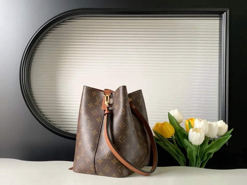 Alternative view of LV Bucket Bags-52