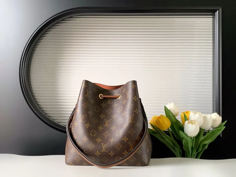 LV Bucket Bags-52 - Image 3
