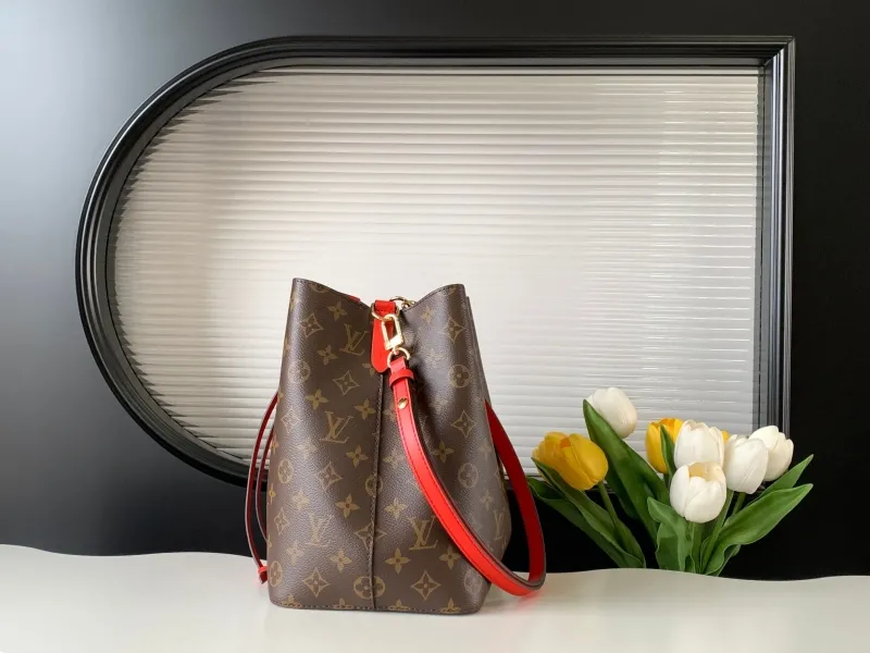 Alternative view of LV Bucket Bags-53