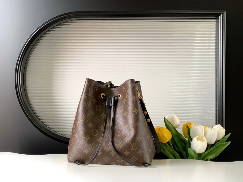 LV Bucket Bags-55