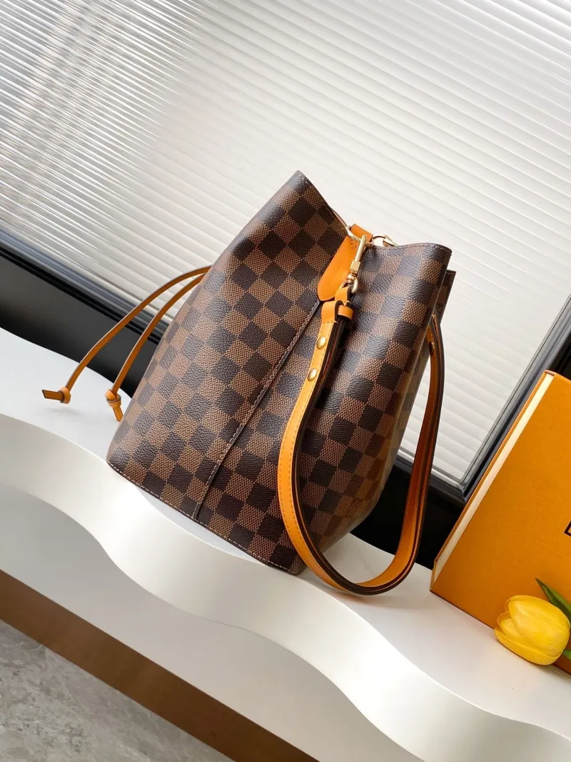 Alternative view of LV Bucket Bags-56