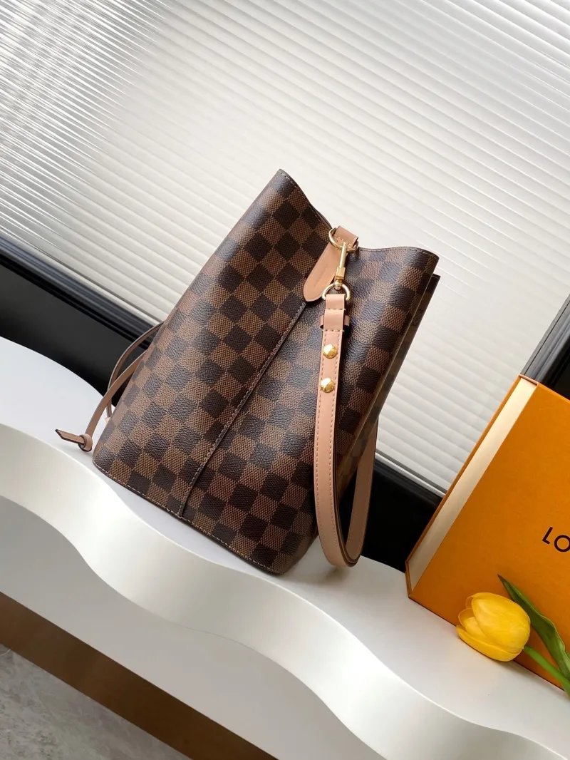 Alternative view of LV Bucket Bags-57