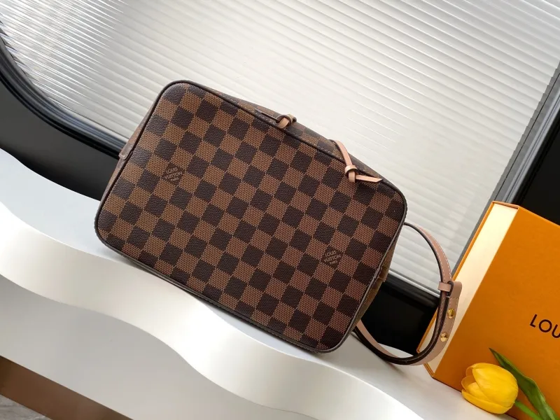 LV Bucket Bags-57 - Image 4