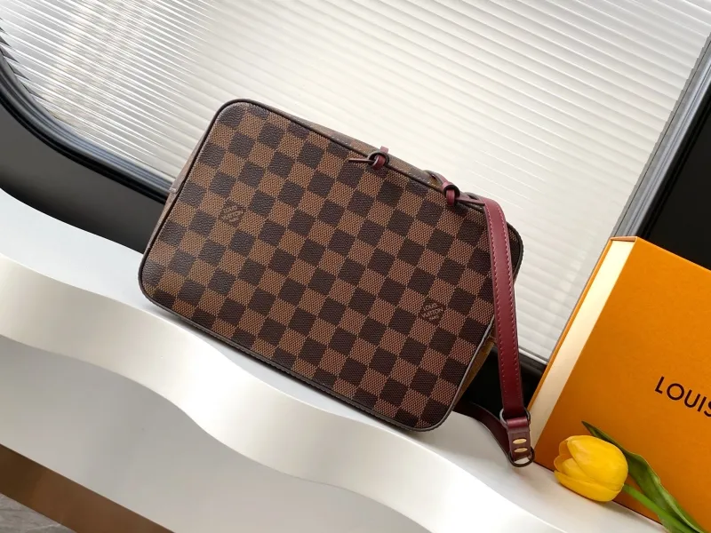 LV Bucket Bags-58 - Image 4