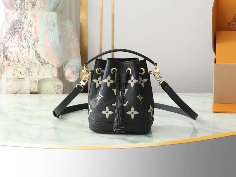 LV Bucket Bags-61
