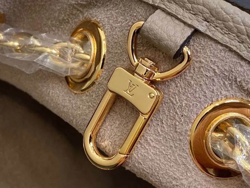 LV Bucket Bags-69 - Image 4