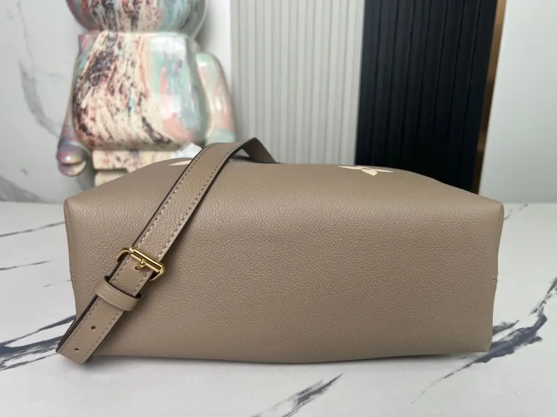 LV Bucket Bags-69 - Image 14