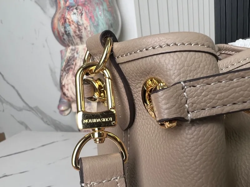 LV Bucket Bags-69 - Image 16