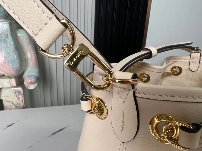 LV Bucket Bags-71 - Image 11