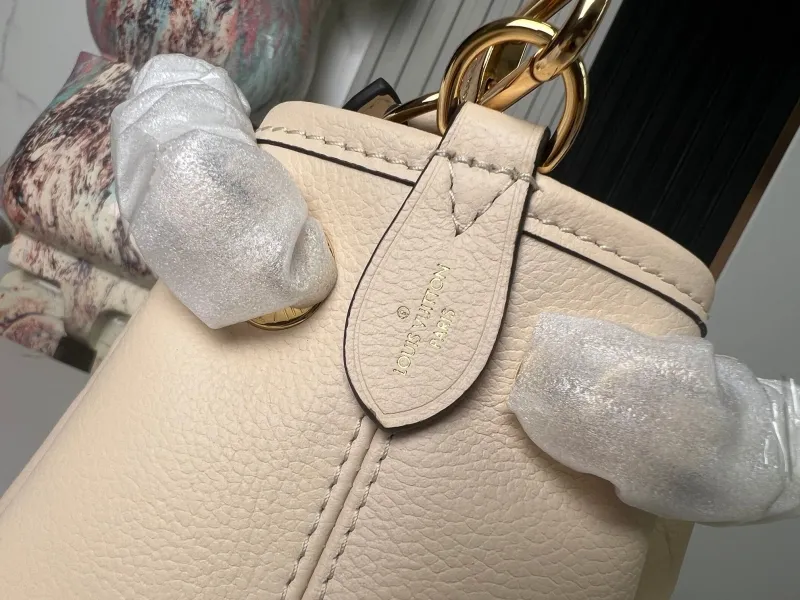 LV Bucket Bags-71 - Image 13