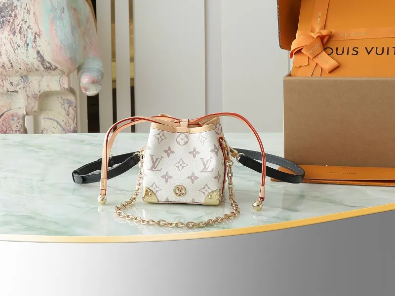 LV Bucket Bags-76