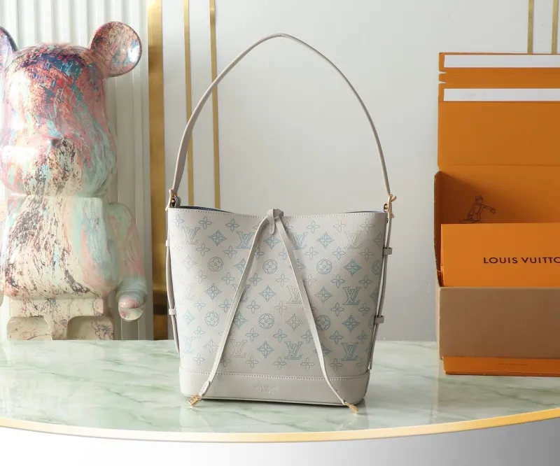 LV Bucket Bags-78