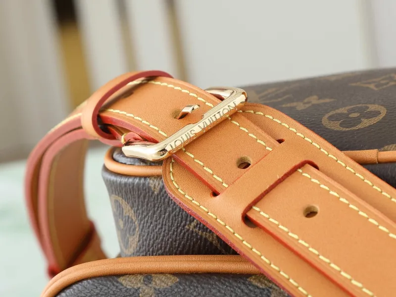 LV Bucket Bags-80 - Image 4