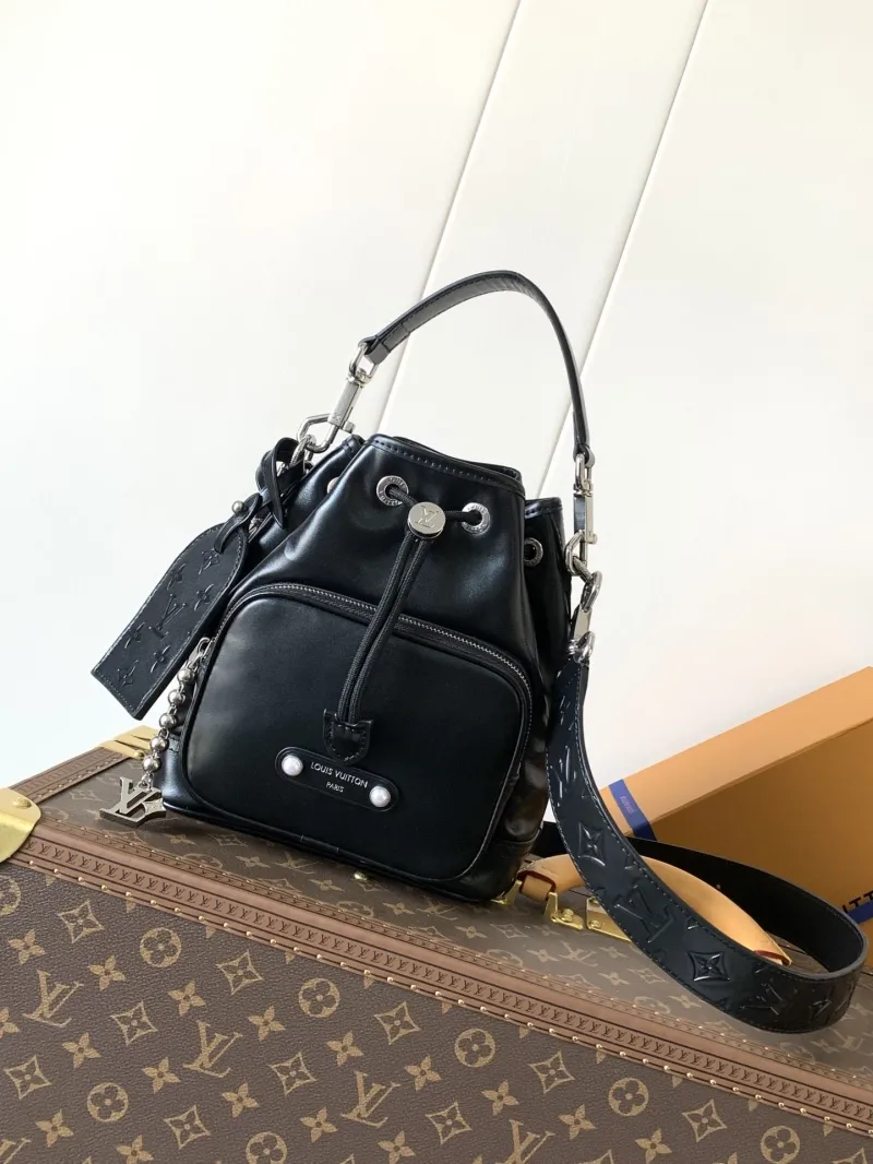 LV Bucket Bags-88