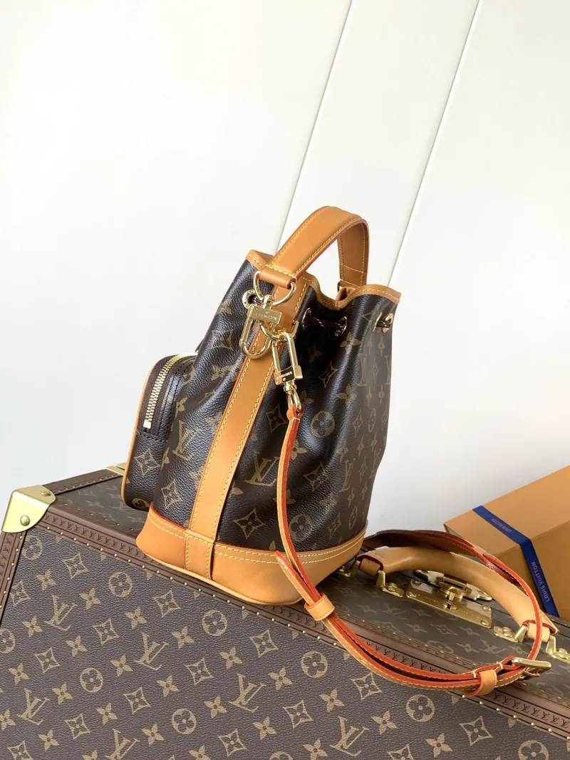 Alternative view of LV Bucket Bags-89