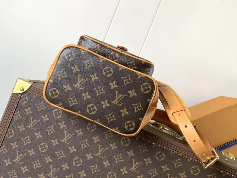 LV Bucket Bags-89 - Image 4