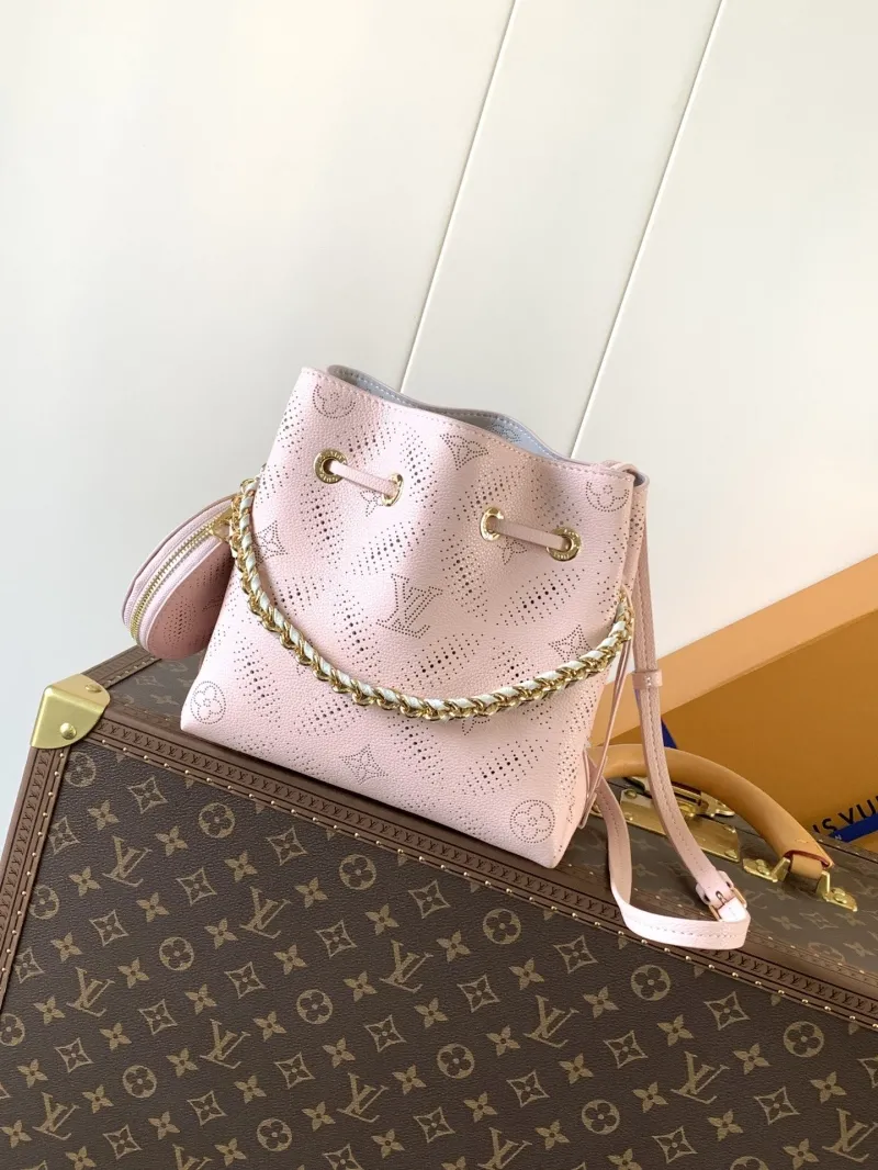 LV Bucket Bags-91