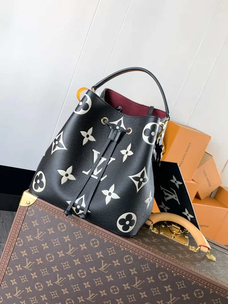 LV Bucket Bags-96