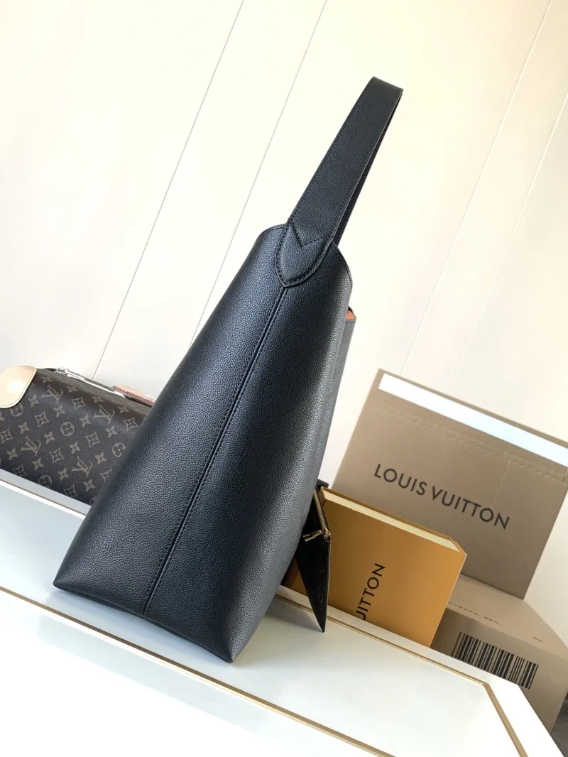 Alternative view of LV Bucket Bags-106