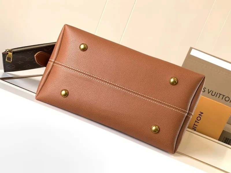 LV Bucket Bags-108 - Image 7