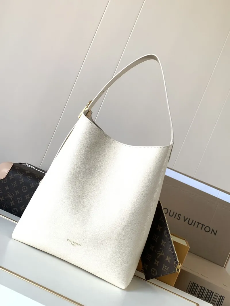 LV Bucket Bags-110