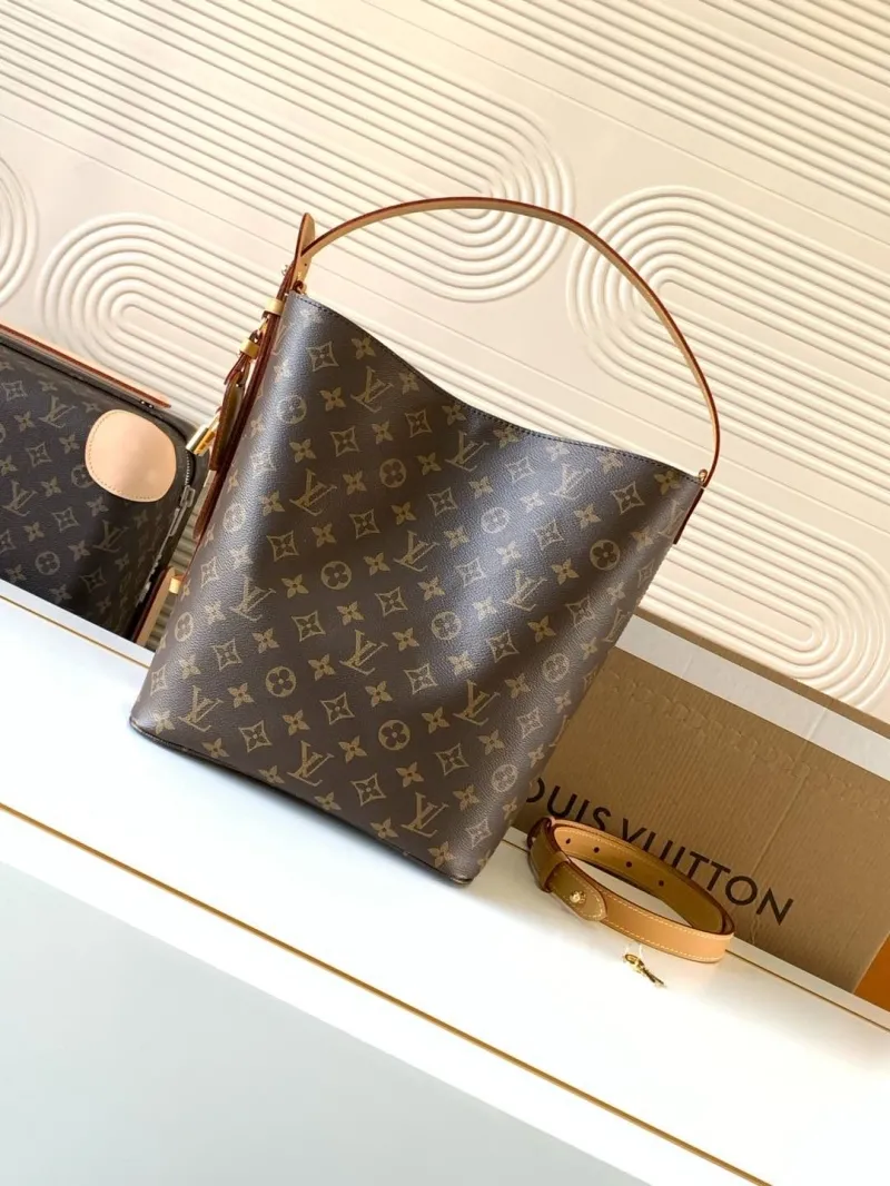 LV Bucket Bags-113