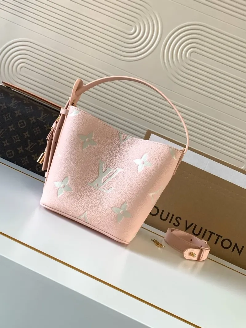 LV Bucket Bags-114