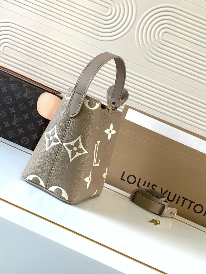 Alternative view of LV Bucket Bags-115