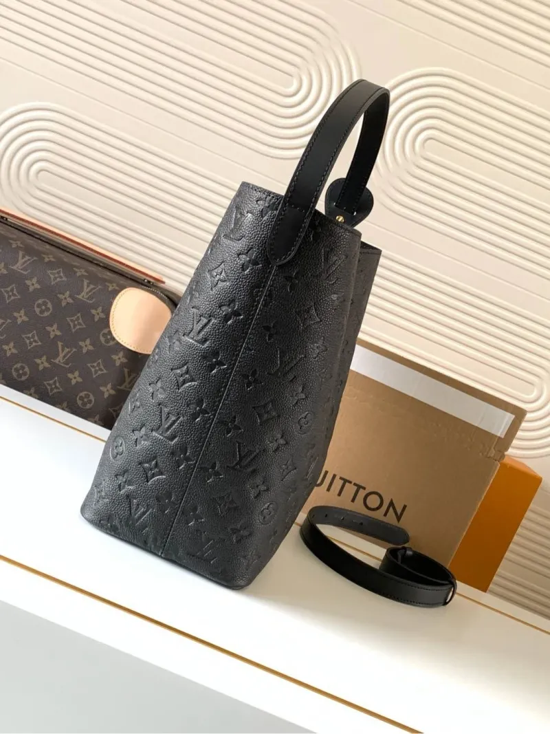 Alternative view of LV Bucket Bags-117
