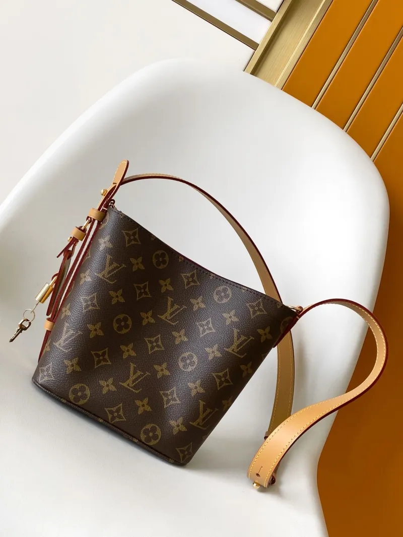 LV Bucket Bags-123